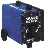 Однофазный передвижной сварочный выпрямитель переменного / постоянного тока с воздушным охлаждением для MMA сварки (ручная дуговая сварка покрытыми электродами) BLUEWELD SPACE 220 AC/DC